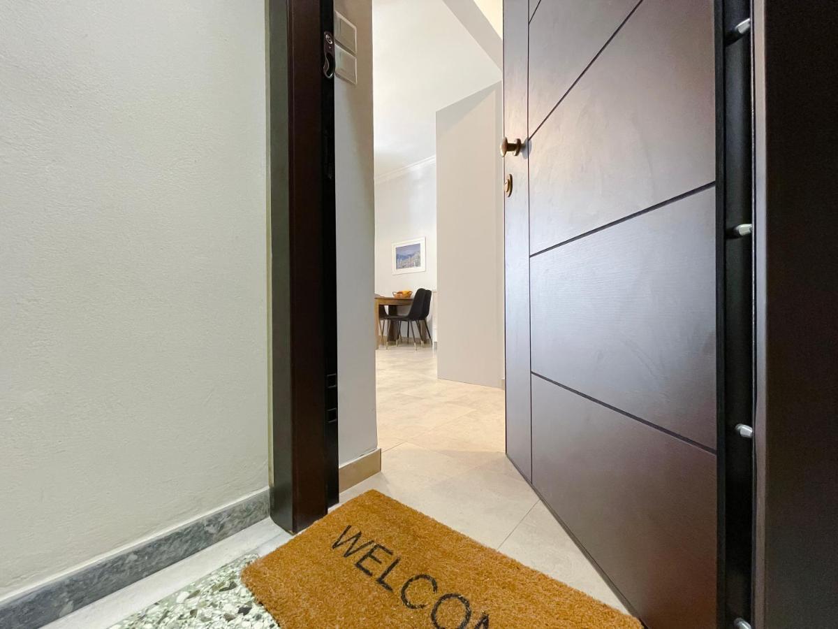 Sokos Residence, 4' Walk From Syngrou-Fix Metro アテネ エクステリア 写真